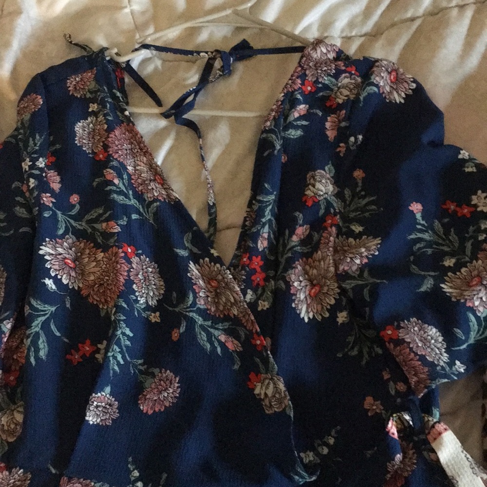 Romper! - Picture 3 of 3